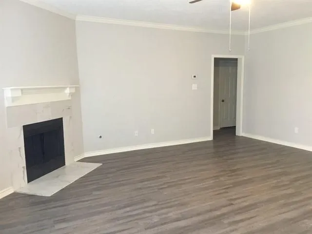 3506 Pine Tree Drive Pearland, TX 77581