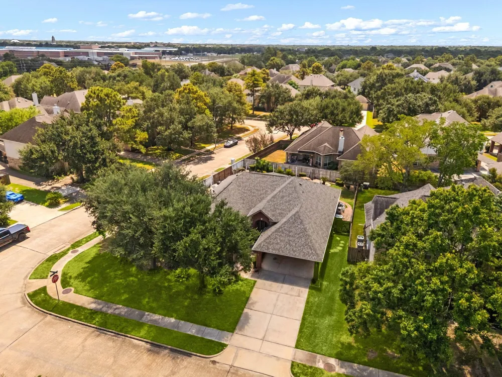 2703 Winding Run Lane Katy, TX 77494