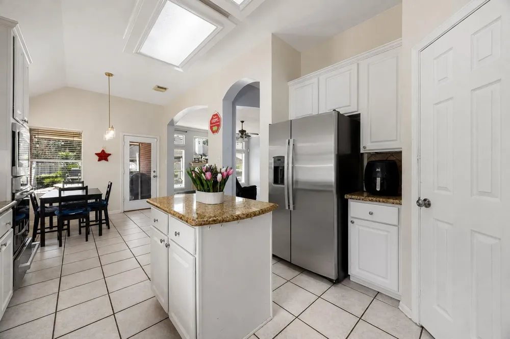 2703 Winding Run Lane Katy, TX 77494