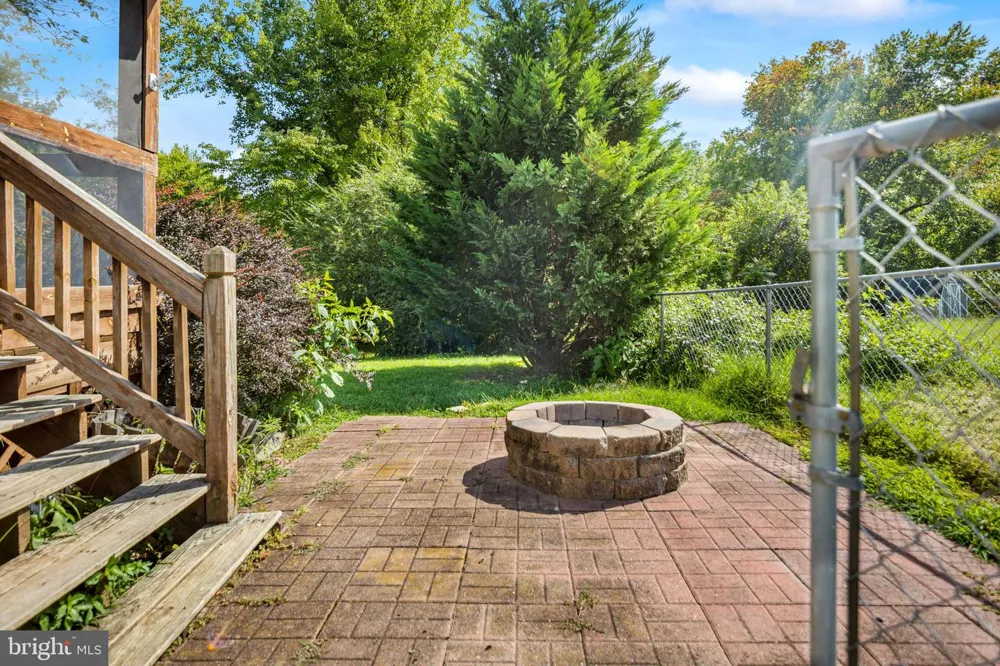 7014 SHARON ROAD Fredericksburg, VA 22407