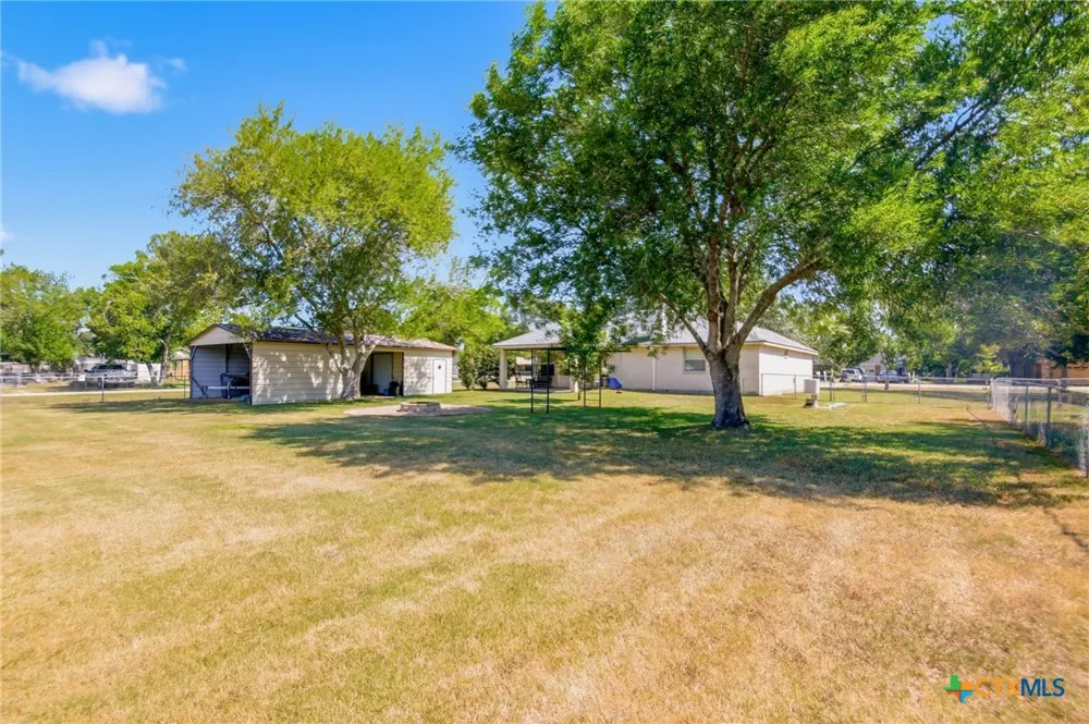 119 Elaine Street Victoria, TX 77904