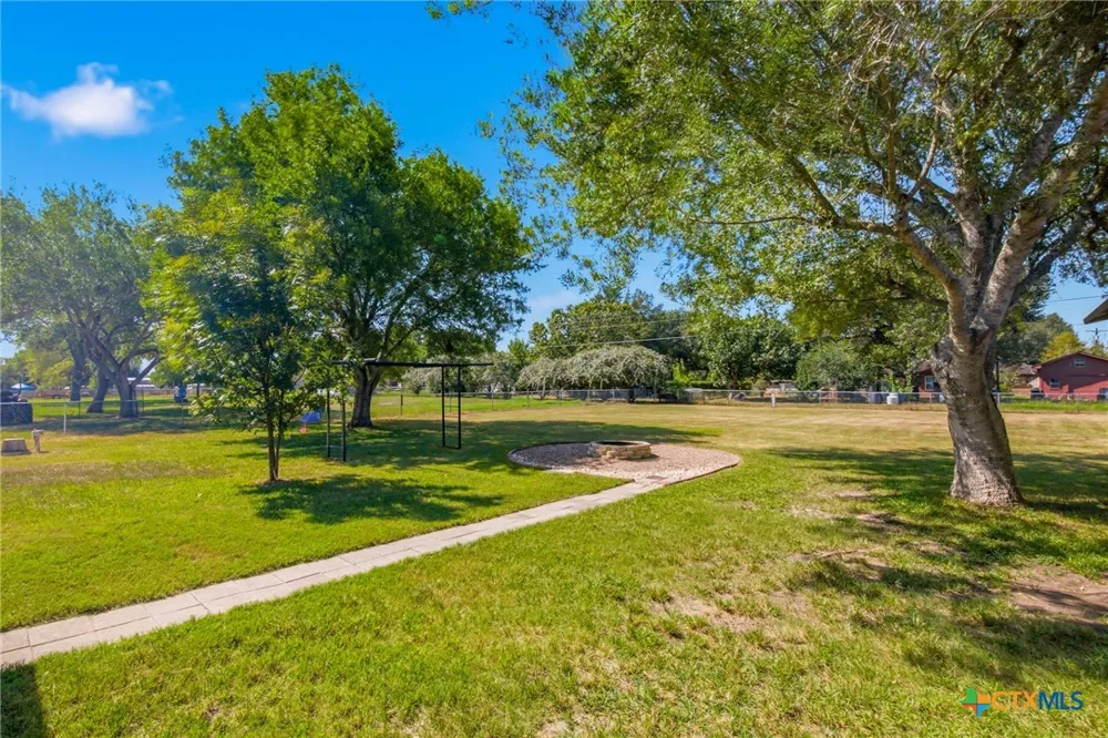 119 Elaine Street Victoria, TX 77904