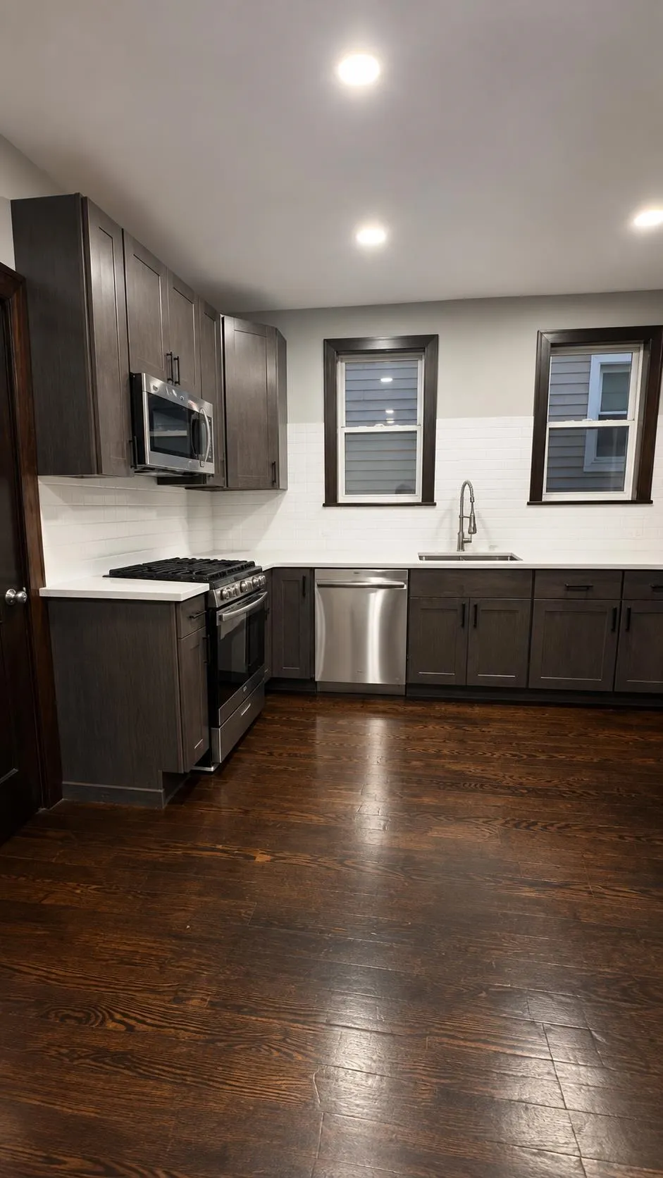 171 WEST 19TH ST Bayonne, NJ 07002