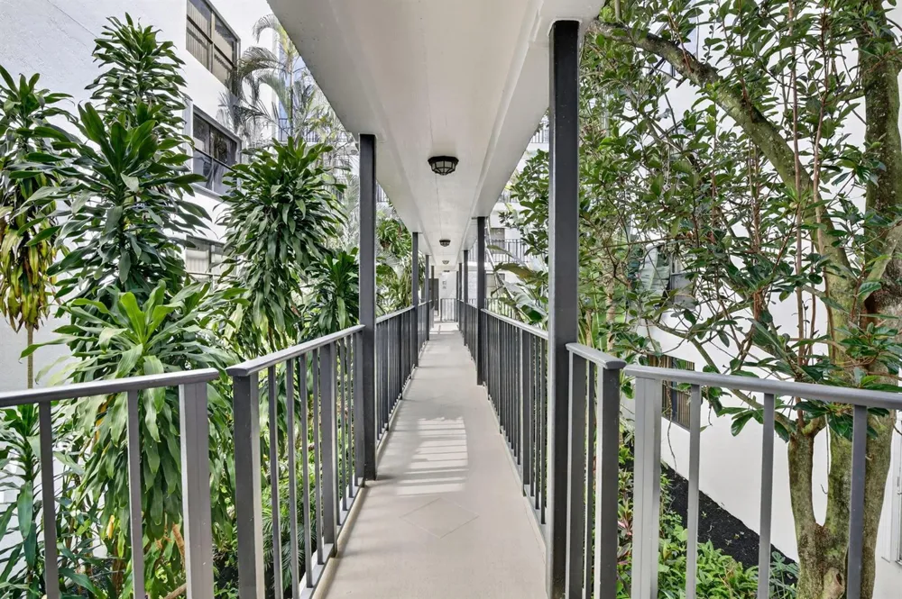 3350 NE 192ND STREET #2B-B Aventura, FL 33180