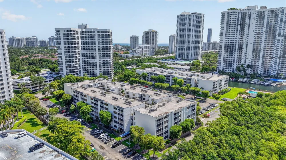 3350 NE 192ND STREET #2B-B Aventura, FL 33180