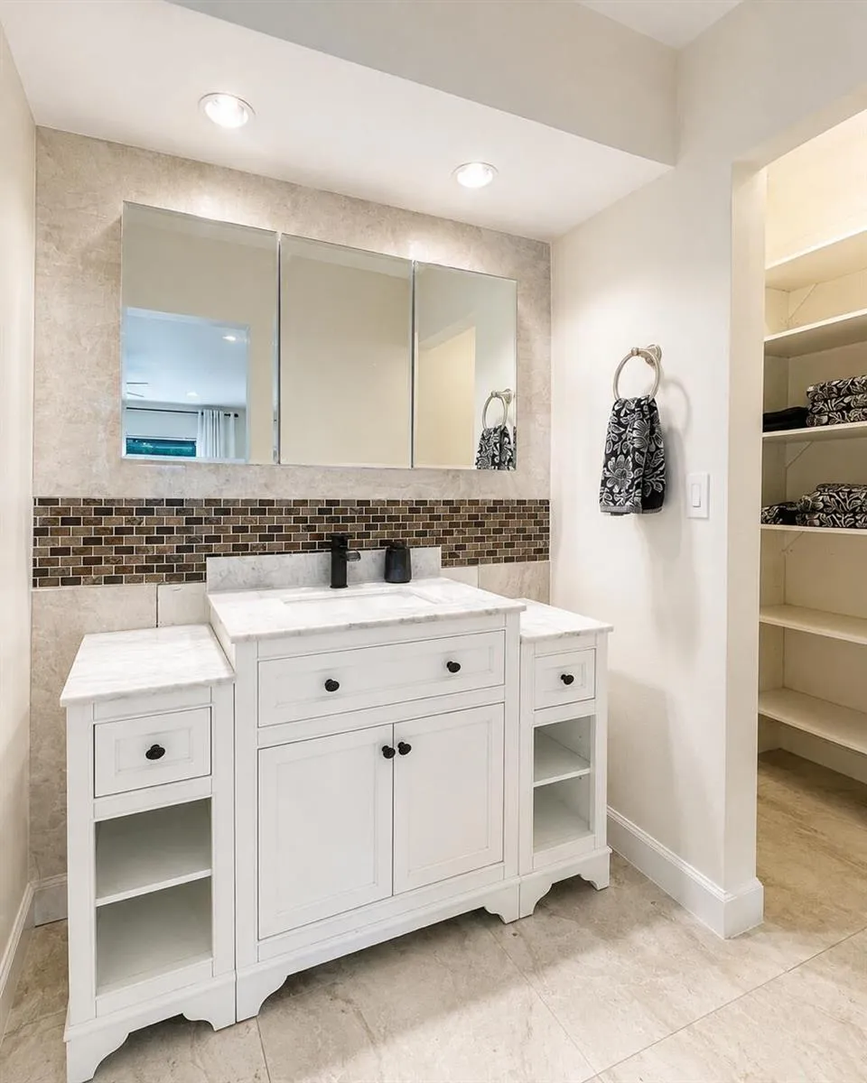 21596 Coronado Avenue Boca Raton, FL 33433