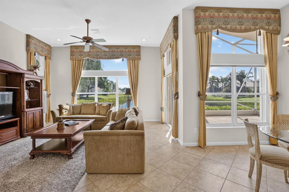 13050 Misty Gilbralter Way Delray Beach, FL 33446