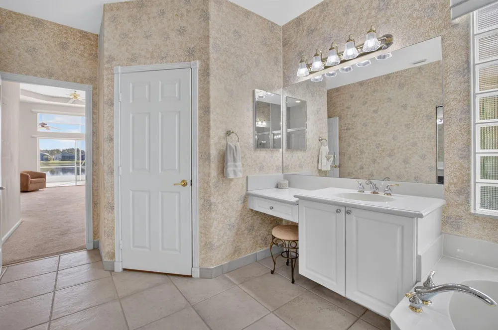 13050 Misty Gilbralter Way Delray Beach, FL 33446