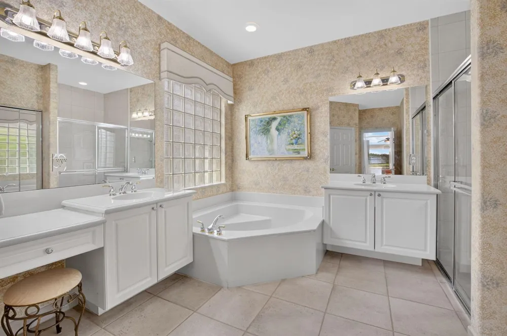 13050 Misty Gilbralter Way Delray Beach, FL 33446
