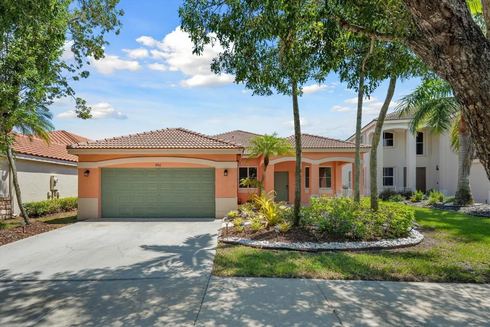 886 Sunflower Circle Weston, FL 33327