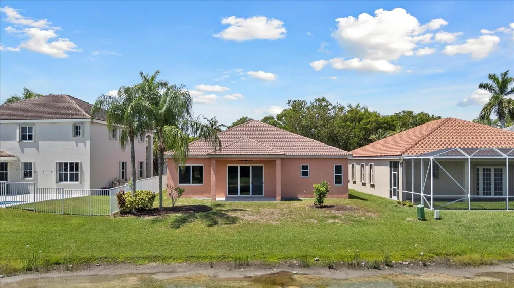 886 Sunflower Circle Weston, FL 33327