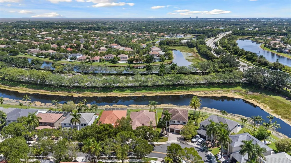 886 Sunflower Circle Weston, FL 33327