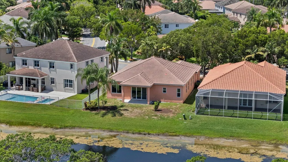 886 Sunflower Circle Weston, FL 33327