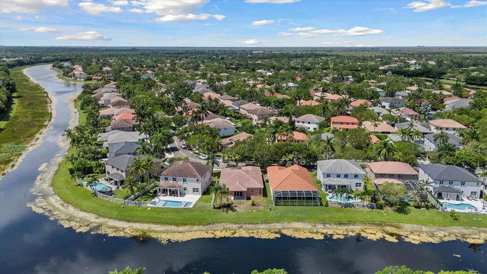 886 Sunflower Circle Weston, FL 33327