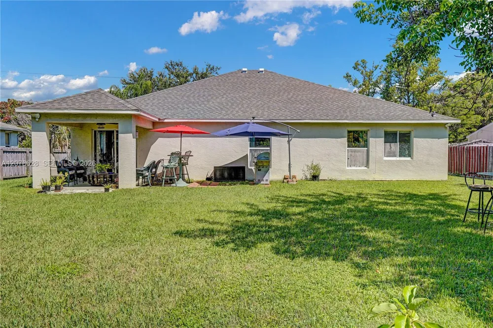 2826 SE Melaleuca Blvd #00 Port St. Lucie, FL 34952