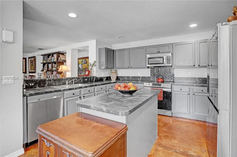 2826 SE Melaleuca Blvd #00 Port St. Lucie, FL 34952