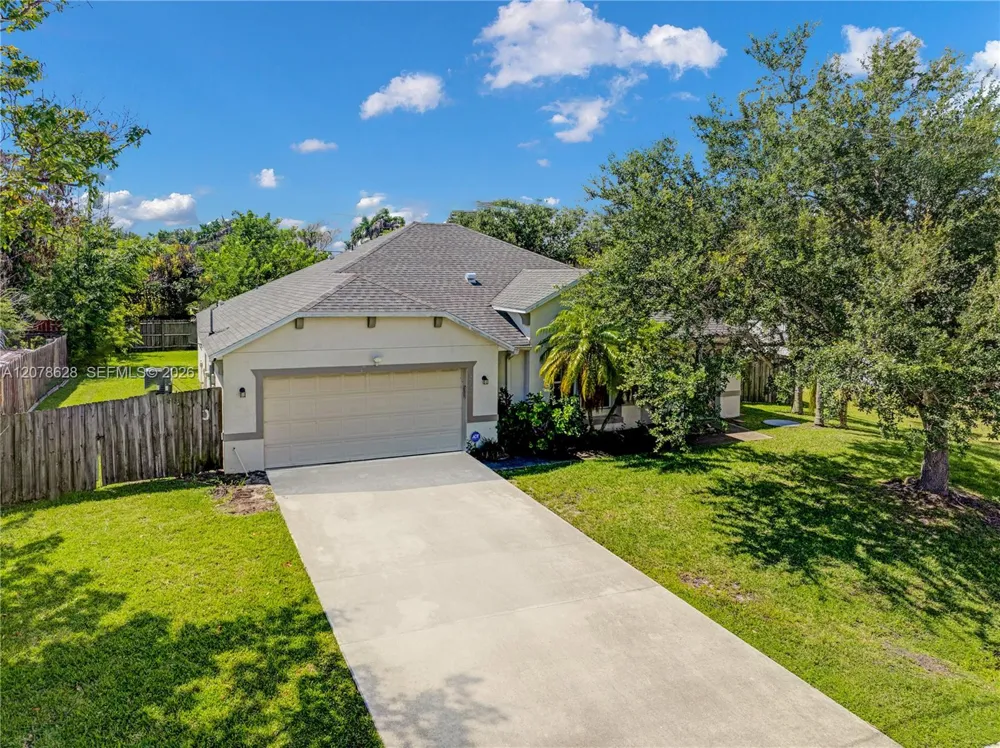 2826 SE Melaleuca Blvd #00 Port St. Lucie, FL 34952