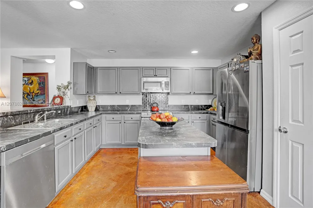 2826 SE Melaleuca Blvd #00 Port St. Lucie, FL 34952