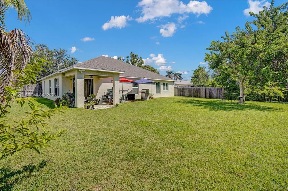 2826 SE Melaleuca Blvd #00 Port St. Lucie, FL 34952