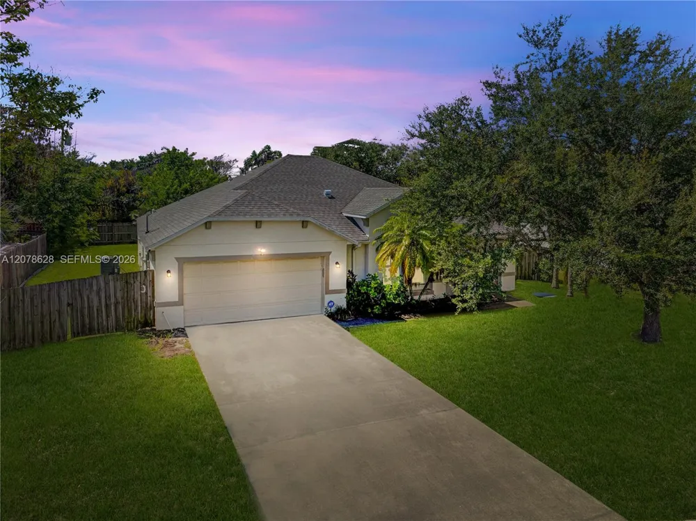 2826 SE Melaleuca Blvd #00 Port St. Lucie, FL 34952