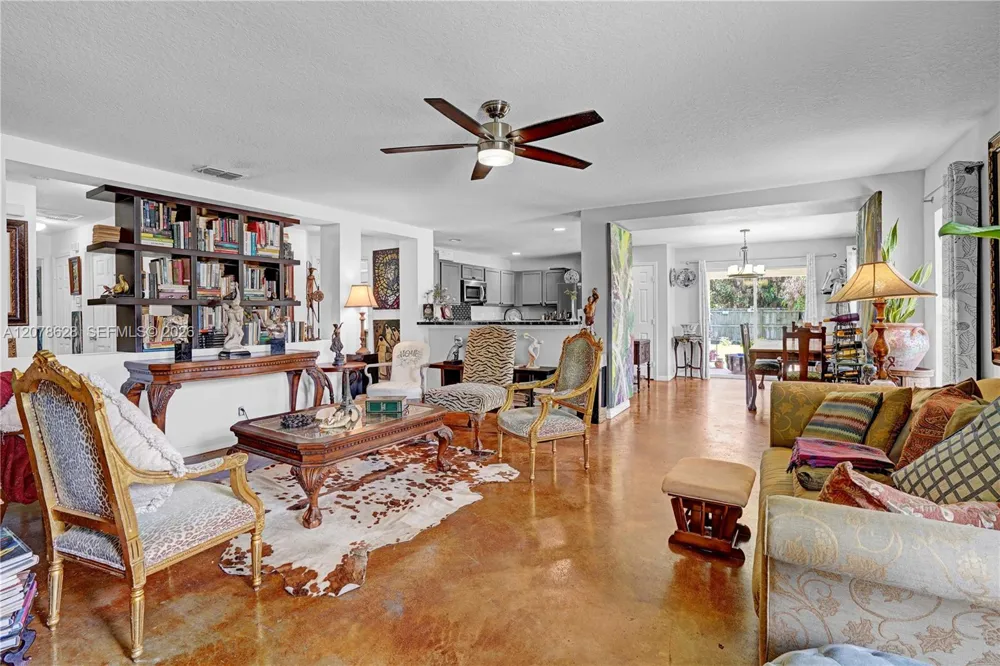 2826 SE Melaleuca Blvd #00 Port St. Lucie, FL 34952