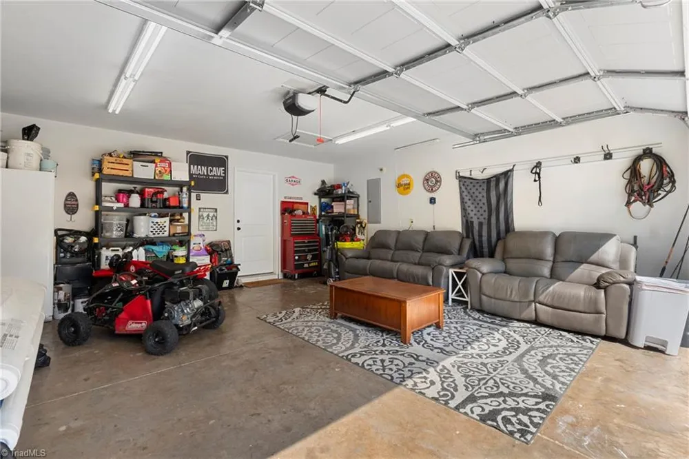 185 Cliffview Drive Lexington, NC 27292