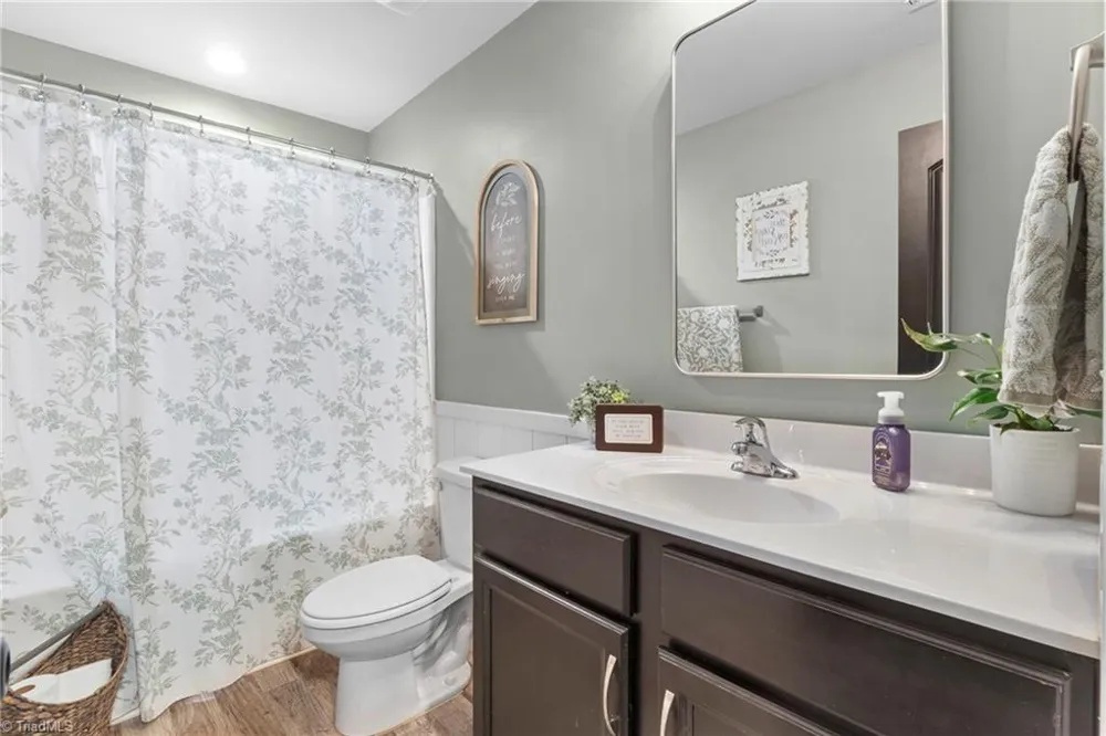 185 Cliffview Drive Lexington, NC 27292