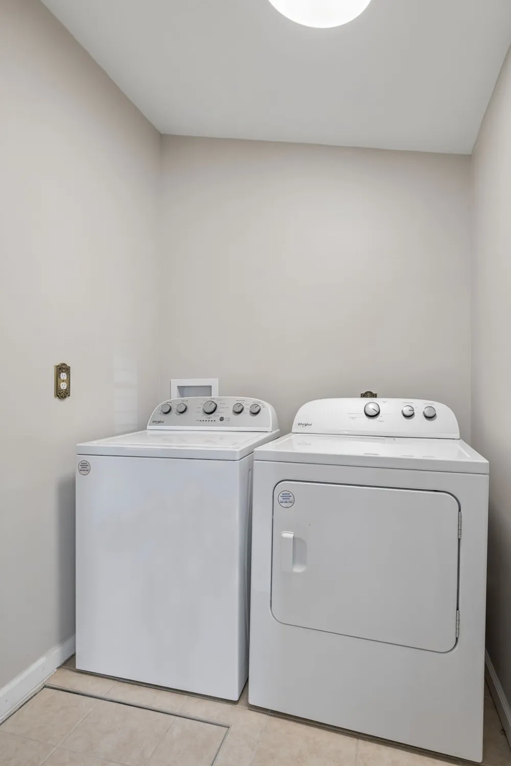 2621 Pillow Due Ln Columbia, TN 38401