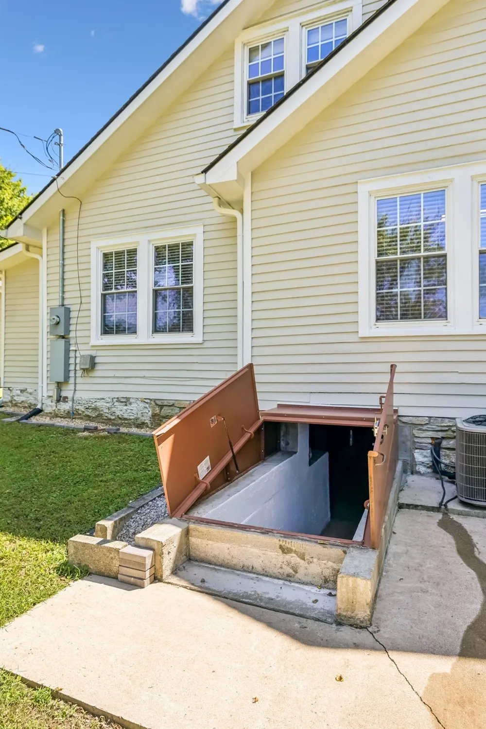 2621 Pillow Due Ln Columbia, TN 38401