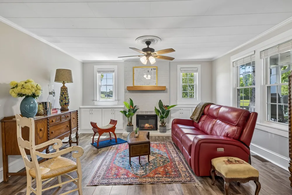 2621 Pillow Due Ln Columbia, TN 38401