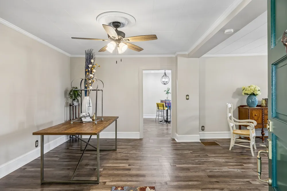 2621 Pillow Due Ln Columbia, TN 38401