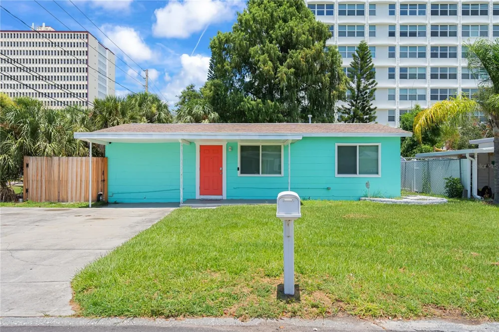 6761 HIBISCUS AVENUE S South Pasadena, FL 33707