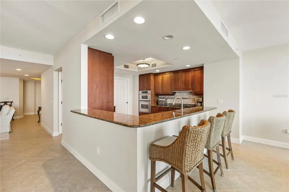 19 AVENUE DE LA MER #305 Palm Coast, FL 32137