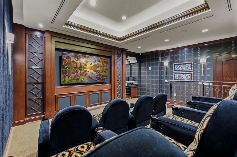 19 AVENUE DE LA MER #305 Palm Coast, FL 32137