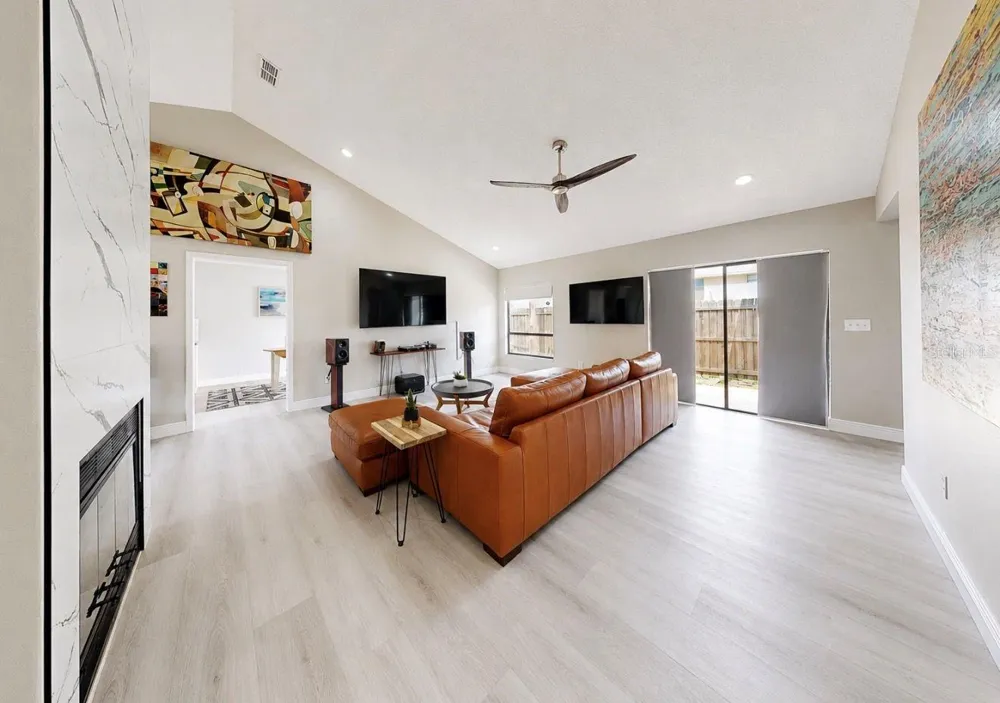 1921 STANFIELD DRIVE Brandon, FL 33511