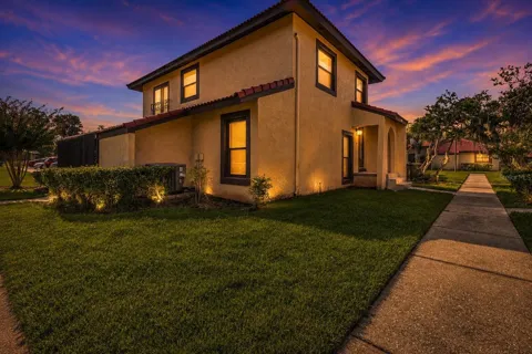 501 HUNTER CIRCLE