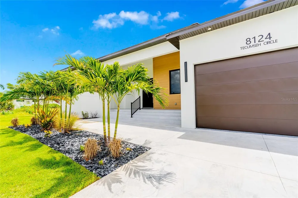8124 TECUMSEH CIRCLE Port Charlotte, FL 33981
