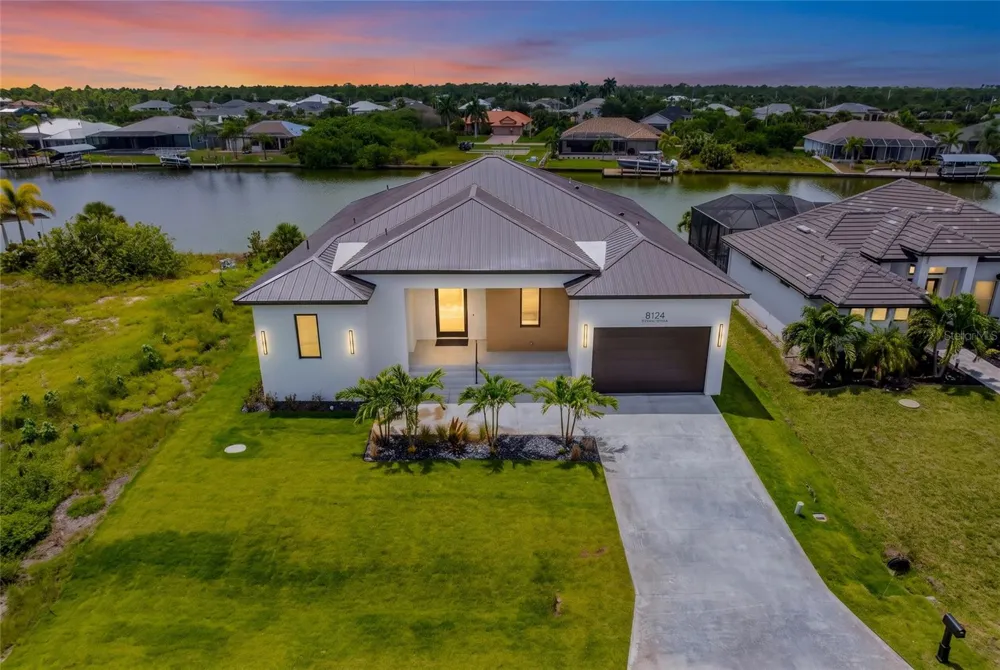 8124 TECUMSEH CIRCLE Port Charlotte, FL 33981
