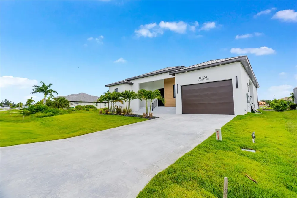 8124 TECUMSEH CIRCLE Port Charlotte, FL 33981