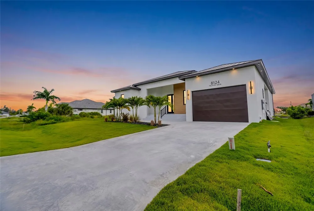 8124 TECUMSEH CIRCLE Port Charlotte, FL 33981