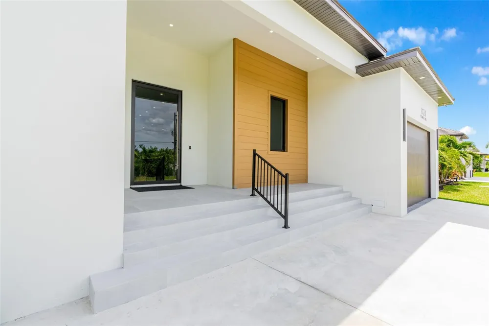 8124 TECUMSEH CIRCLE Port Charlotte, FL 33981