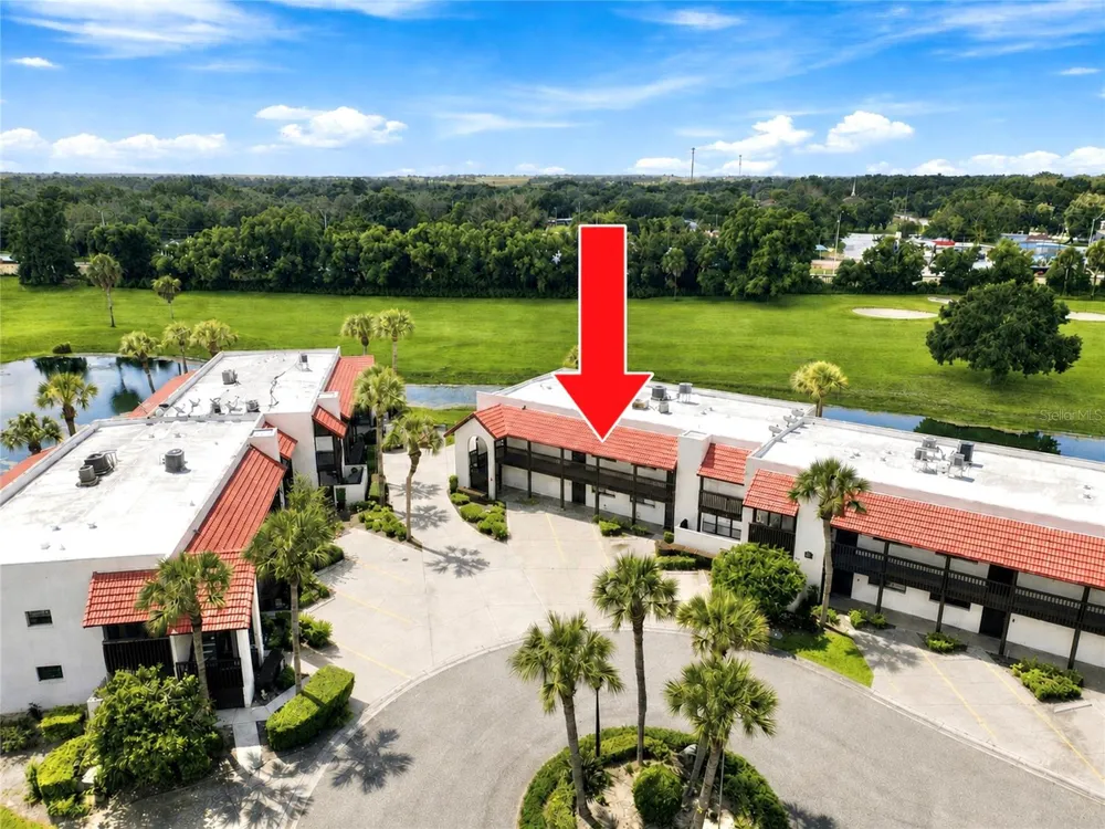 4201 VILLAGE COURT #4201 D-21 Lake Wales, FL 33898