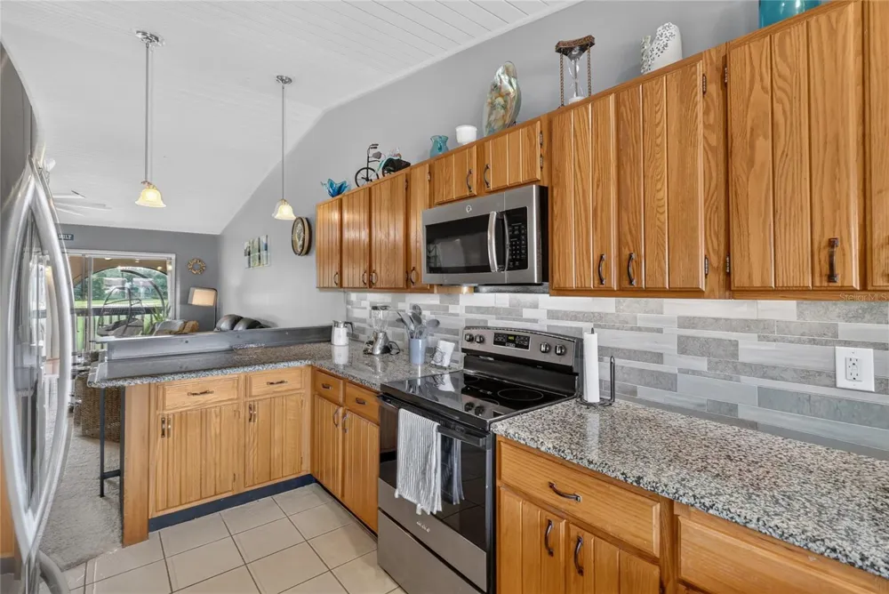 4201 VILLAGE COURT #4201 D-21 Lake Wales, FL 33898