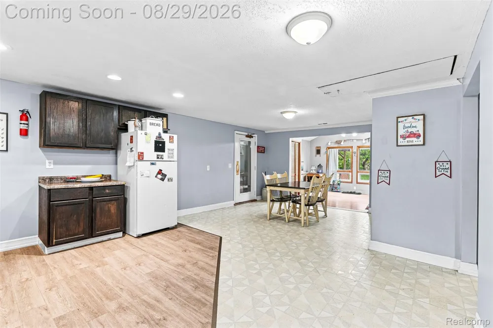 1163 S Packard Avenue Burton City, MI 48509