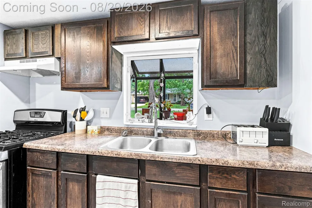 1163 S Packard Avenue Burton City, MI 48509