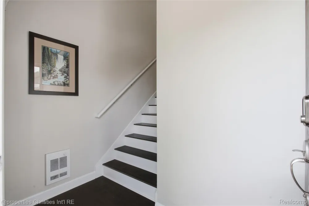 5530 Arbor Chase Drive #14 Scio Township, MI 48103