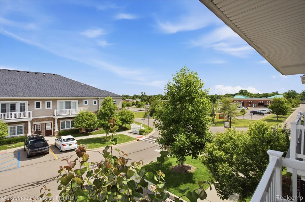 5530 Arbor Chase Drive #14 Scio Township, MI 48103
