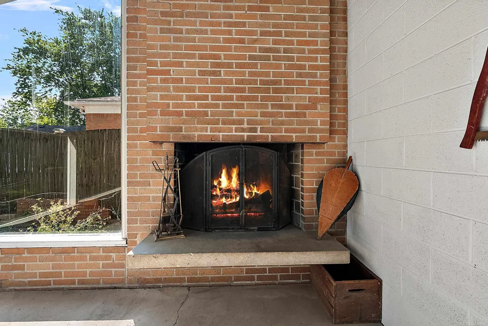 22830 Visnaw Street St Clair Shores City, MI 48081
