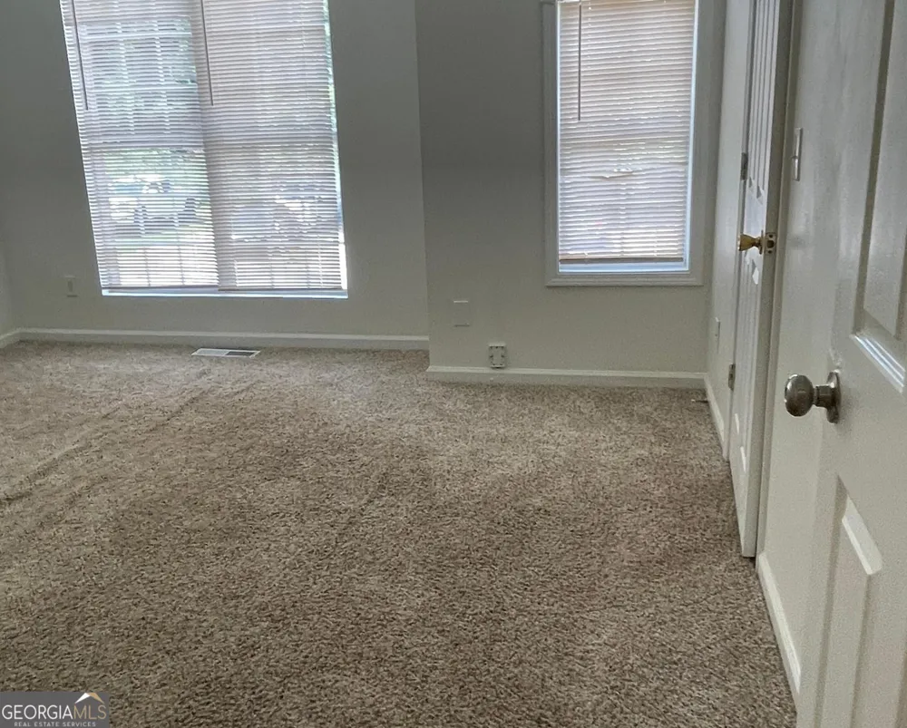 3168 Kingswood GLN Decatur, GA 30034