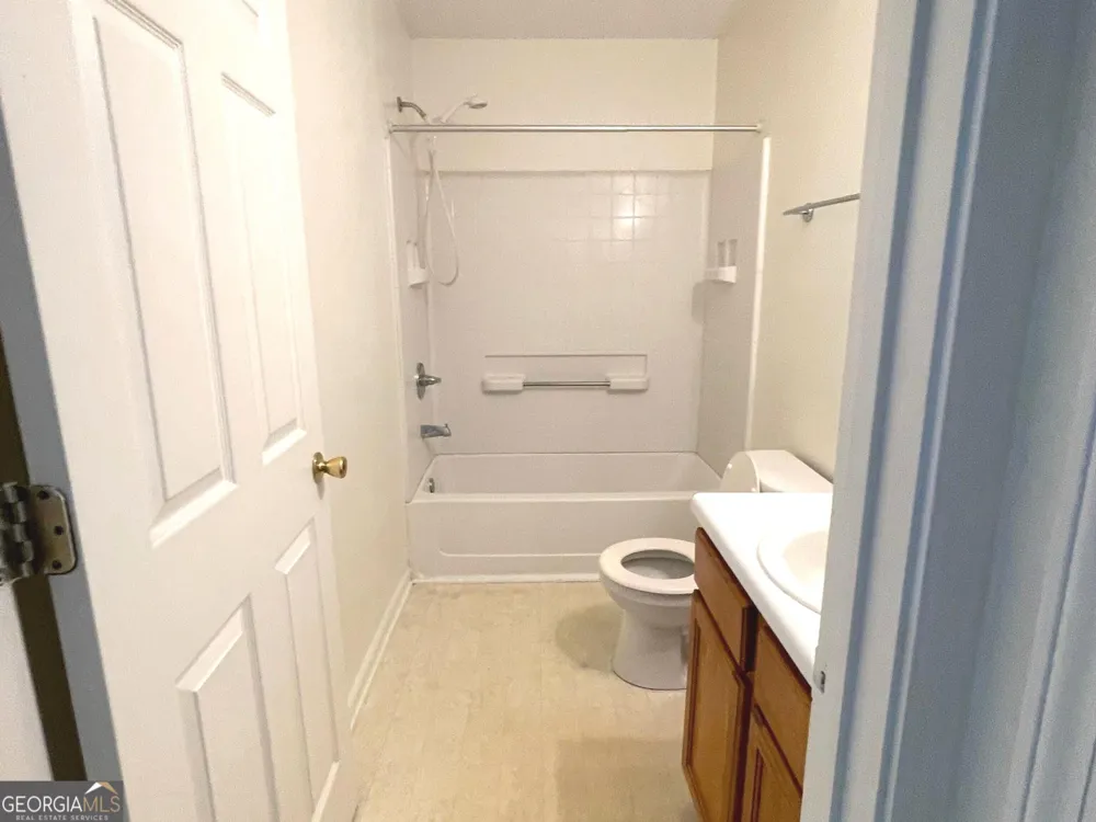 3168 Kingswood GLN Decatur, GA 30034